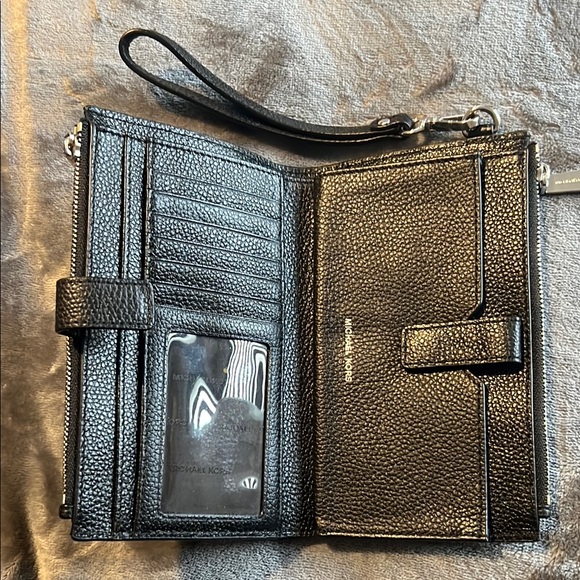 Michael Kors Black Wristlet Wallet - Picture 2 of 6